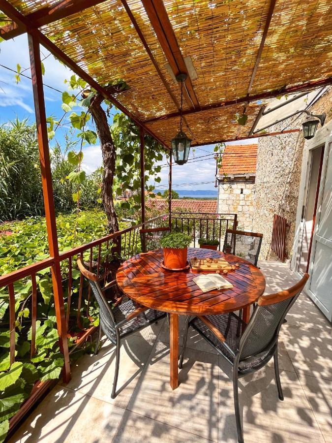 Holiday Home Skala With Hot Tub & Kala With Terrace Pitve エクステリア 写真