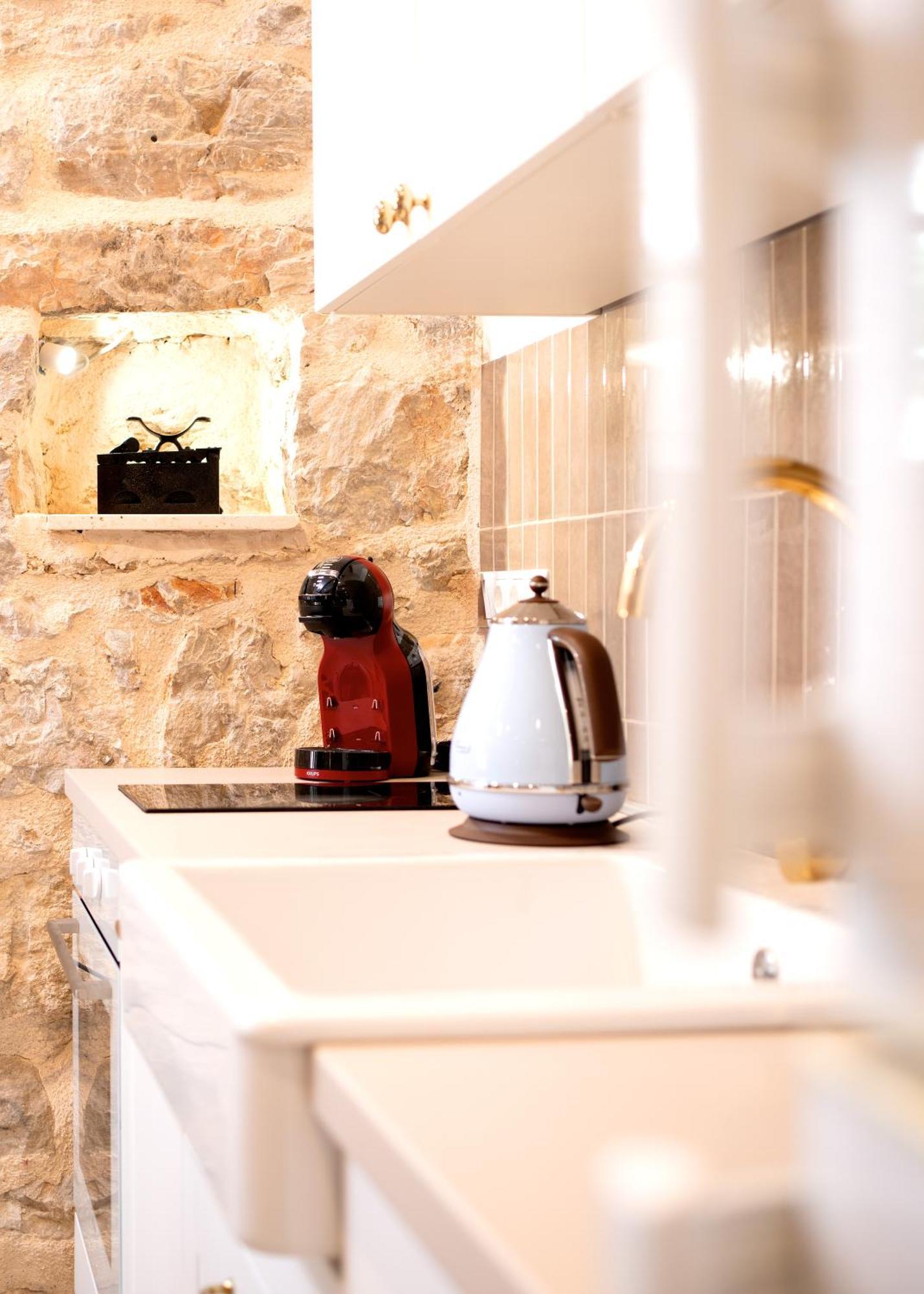 Holiday Home Skala With Hot Tub & Kala With Terrace Pitve エクステリア 写真
