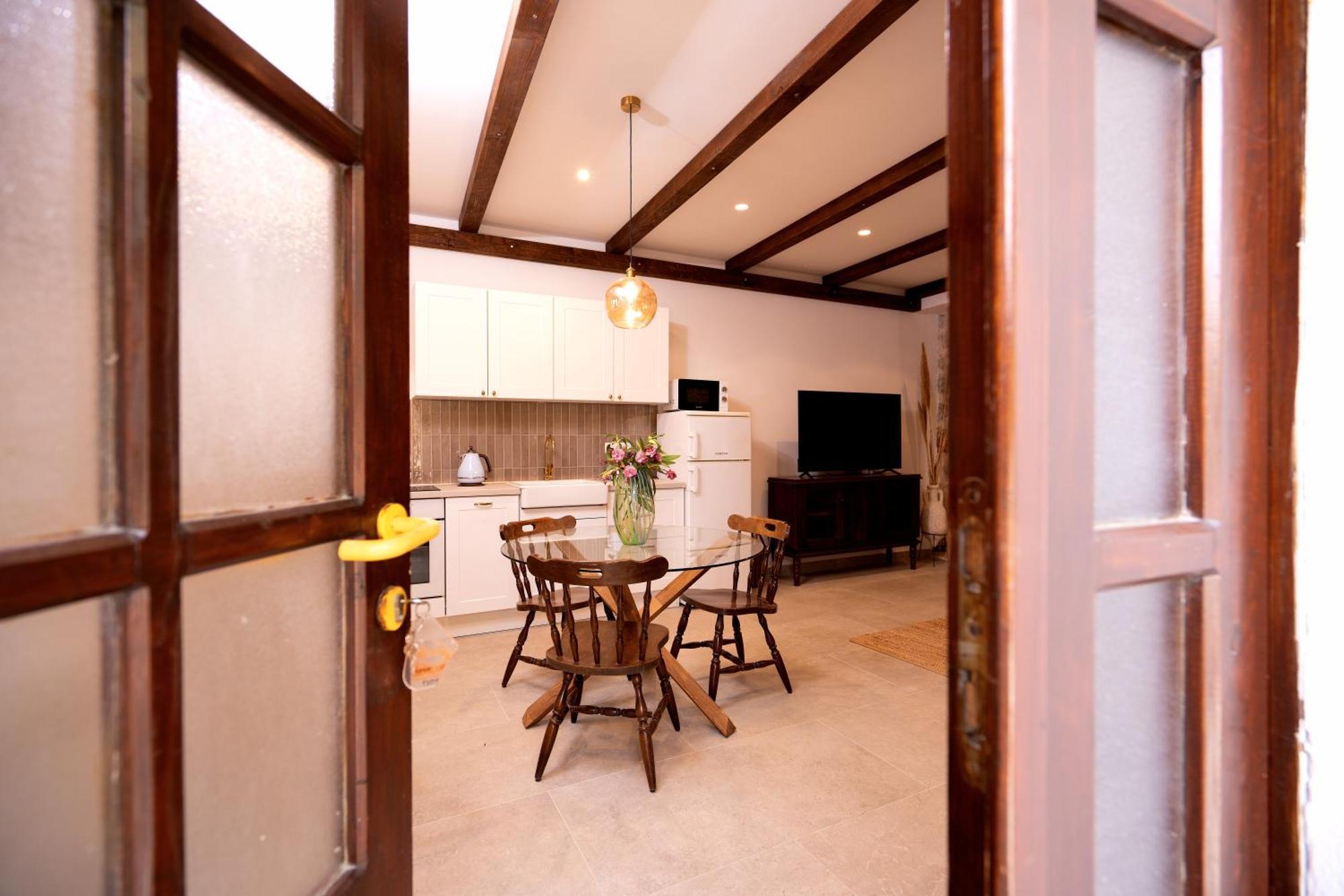 Holiday Home Skala With Hot Tub & Kala With Terrace Pitve エクステリア 写真